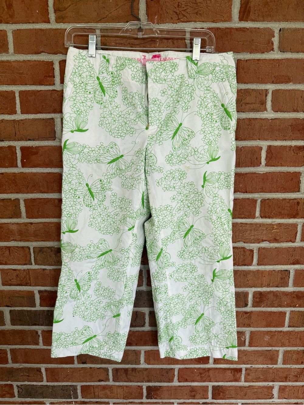 Lilly Pulitzer White Capri Pants with Green Butterfly Print